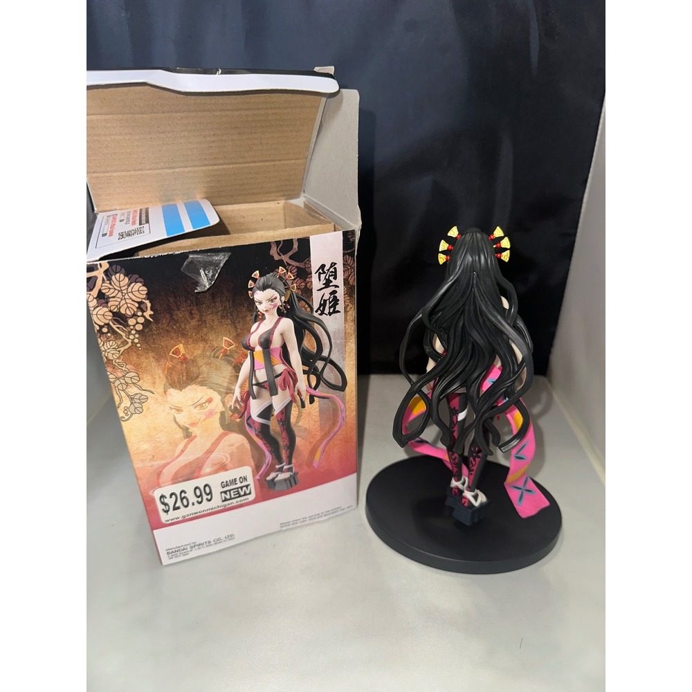Banpresto Demon Slayer Daki Figure Oni no Sou Vol 7 Version B Kimetsu no Yaiba - Picture 2 of 7
